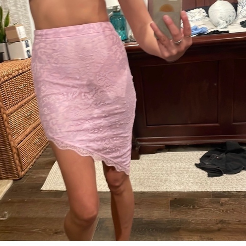Final Sale! Gorgeous pink asymmetrical skirt
